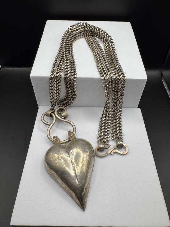 Unbranded Jewelry - Vintage Tribal Puffy Heart Necklace Heavy Silver Tone Boho Statement 26"